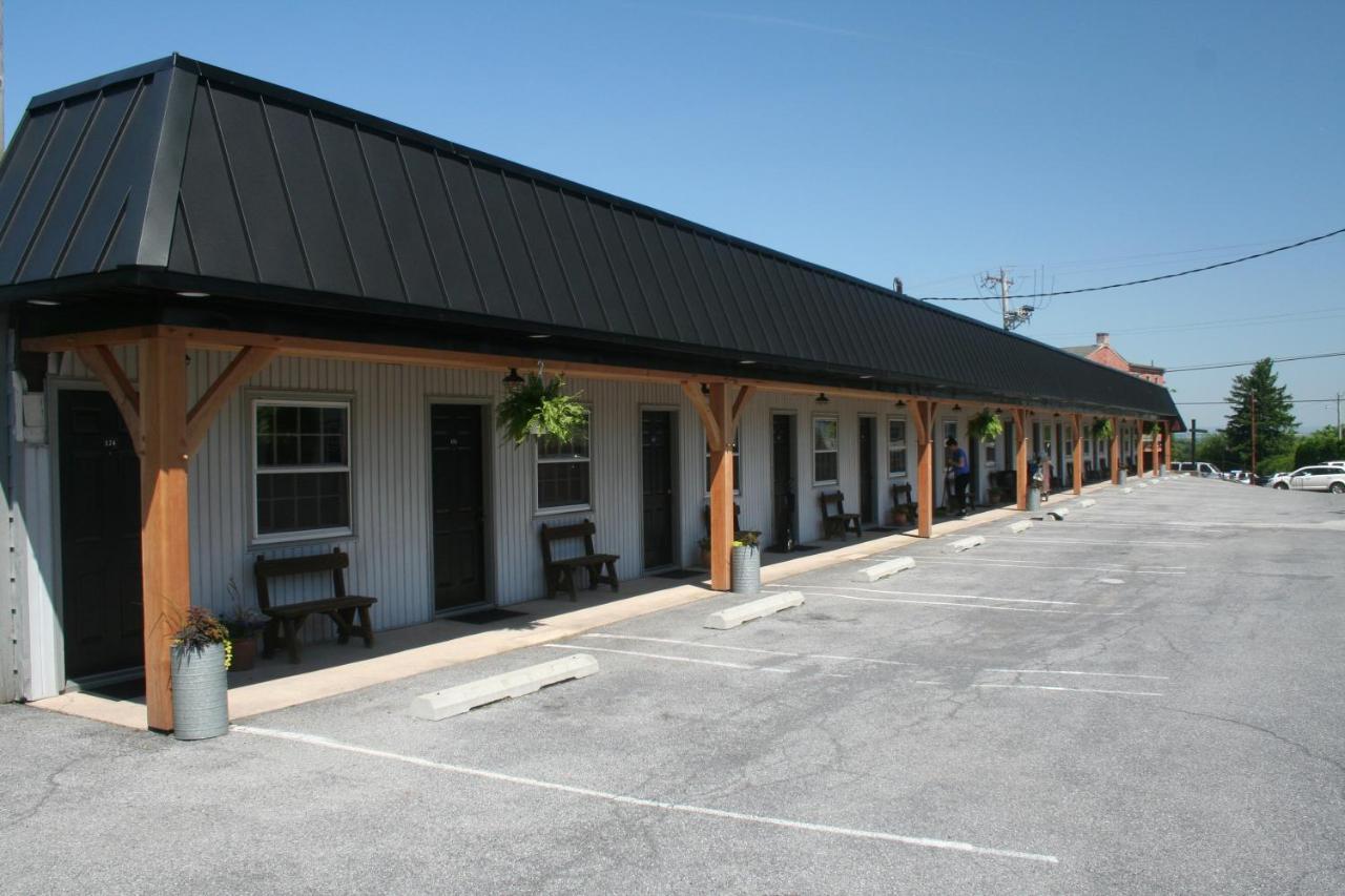 The Carriage House At Strasburg Hotel Luaran gambar